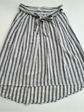Max Studio Striped Gray & White Tie-Waist Midi Skirt Medium